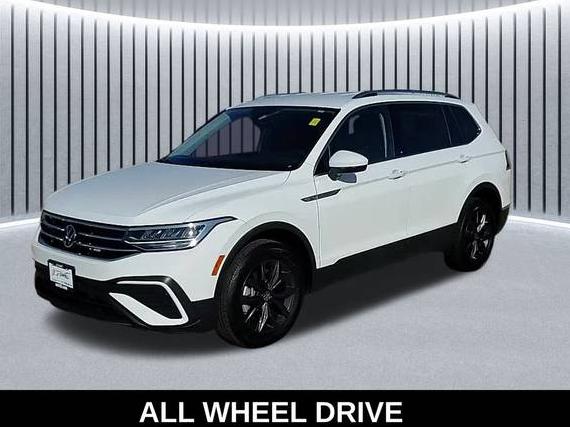 VOLKSWAGEN TIGUAN 4MOTION 2024 3VV2B7AX4RM035076 image VOLKSWAGEN TIGUAN 4MOTION 2024 3VV2B7AX4RM035076 image